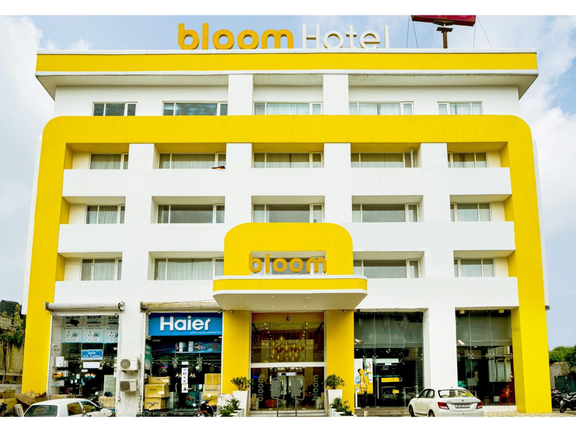 Bloom Hotel - Jammu Eksteriør billede